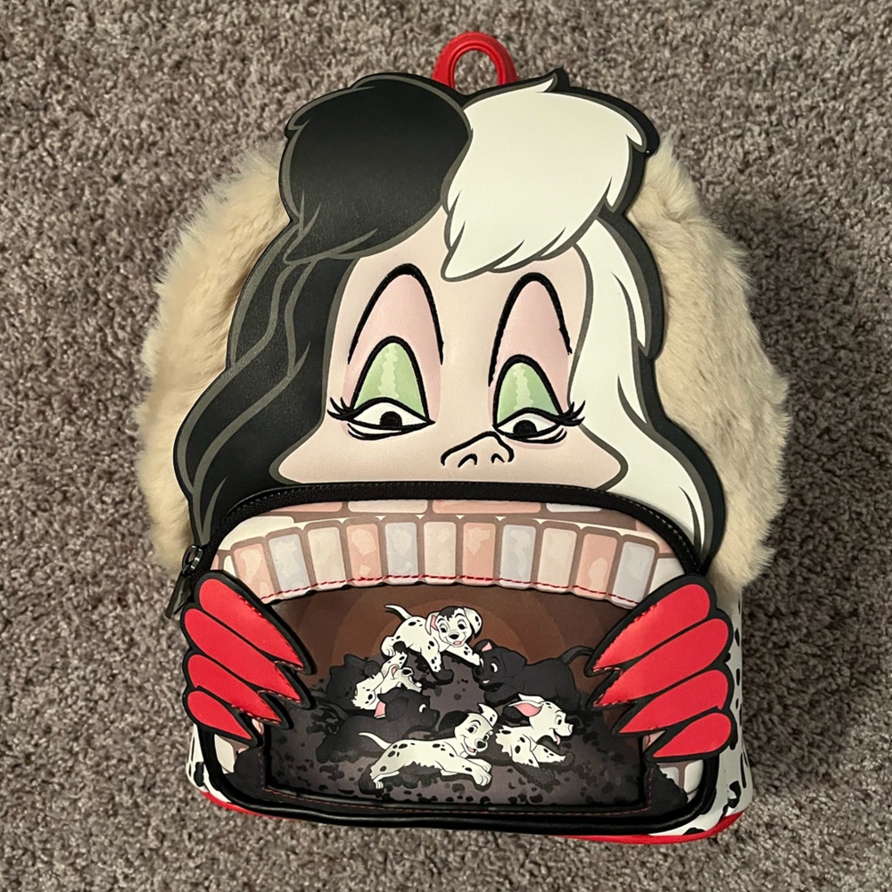 101 Dalmatians Disney Villians Cruella Loungefly mini backpack
